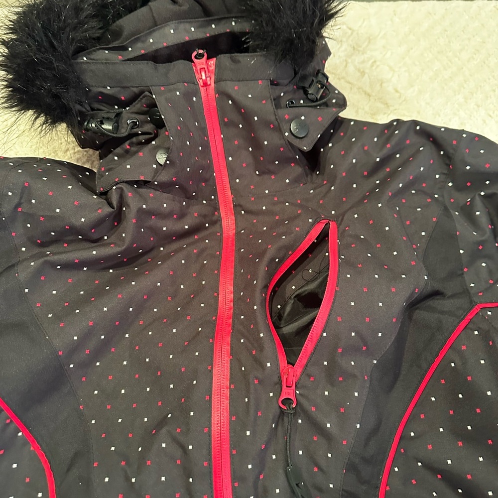 NWOT Trespass Technical Performance TP75 Jacket - Picture 8 of 16